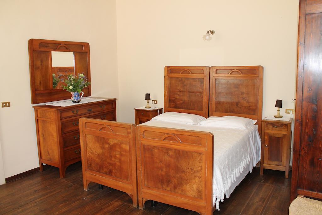 Albergo Ristorante Ai Pini Tarzo Habitación foto