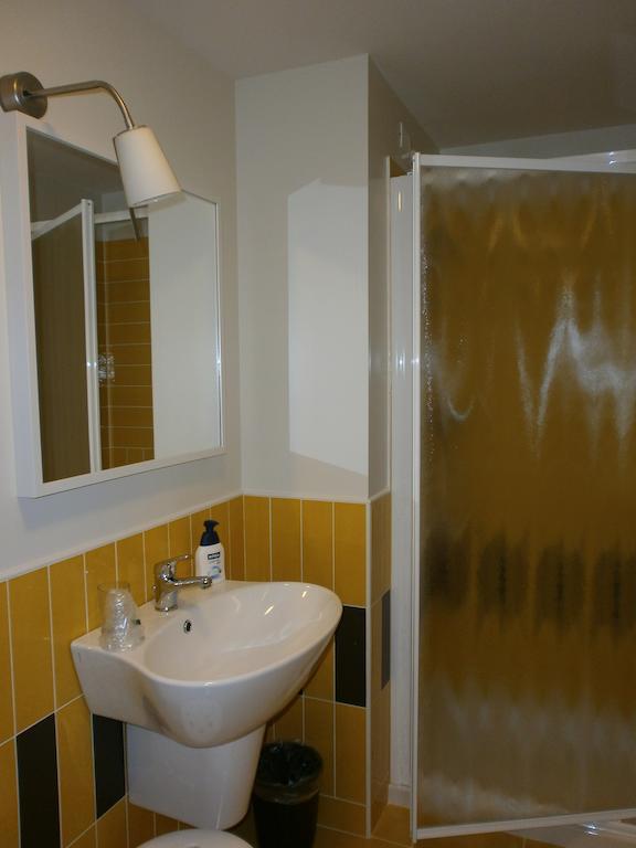 Albergo Ristorante Ai Pini Tarzo Habitación foto