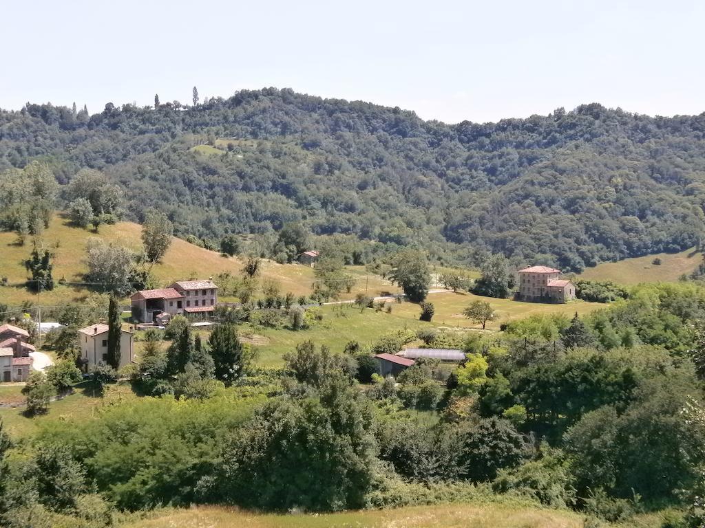 Albergo Ristorante Ai Pini Tarzo Exterior foto