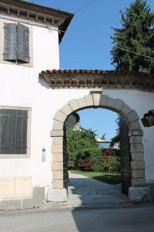 Albergo Ristorante Ai Pini Tarzo Exterior foto